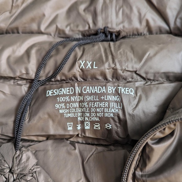 NWOT TKEQ packable down vest w/ carry pouch. brown , size XXL or M equestrian - Picture 4 of 7